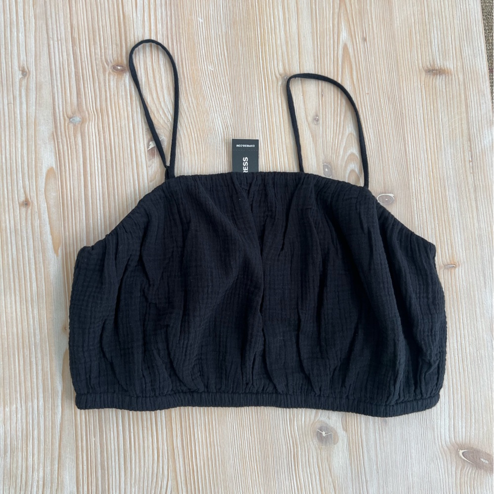 Express bubble black crop top